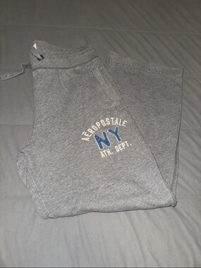 Aéropostale NY Athletic Grey Sweatpants